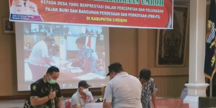 Pemkab Cirebon, Undi Paket Umroh  