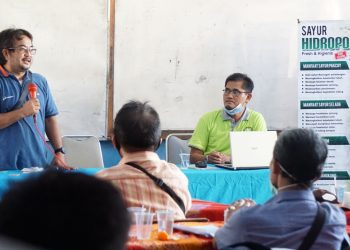 Pertamina RU VI, Edukasi Masyarakat Berkebun Cara Hidroponik