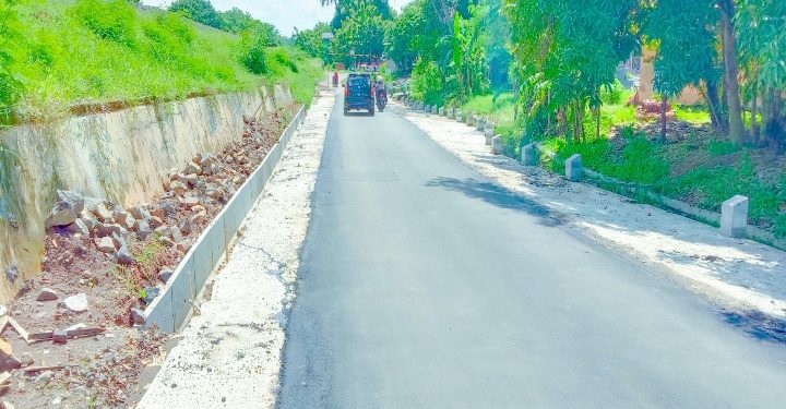 Tidak Maksimal, Pemeliharaan Periodik Jalan Lemahabang – Leuwidinding Terkesan Asal Gelar