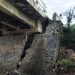 Jembatan Karangbokong Larangan,Terancam Ambrol
