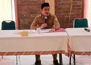 PLT. KETUA FKKC KABUPATEN CIREBON BERHARAP SETELAH PRA MUBES TENTUNYA PARA KUWU DAPAT SALING BAHU MEMBAHU UNTUK MENYUKSESKAN MUBES FKKC KABUPATEN CIREBON SESUAI HARAPAN BERSAMA