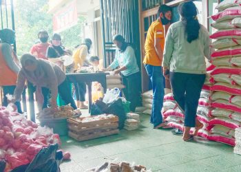 Hari ini Enam e-Warong di Kecamatan Susukanlebak Salurkan BSPS, Di Temukan Telur dan Buah Apel Busuk