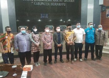 KPU Indramayu Serahkan Dokumen Paslon Terpilih ke DPRD