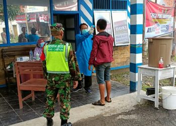 TENAGA KESEHATAN UPTD PUSKESMAS DUKUPUNTANG SIAGA DIPOSKO CHECK POINT