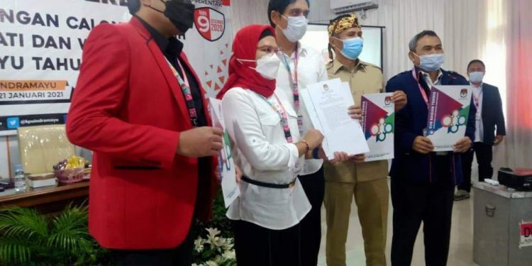 KPU Indramayu Tetapkan Pasangan Nina Lucky Sebagai Bupati Terpilihh