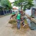 Pentingnya Bersihkan Sampah Di Saluran Irigasi Saat Musim Hujan