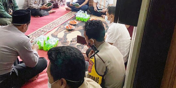 Polsek Susukanlebak Rutin Gelar Yasinan Dan Do’a Bersama