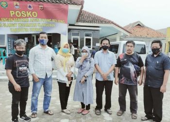 Sekdes Se Kecamatan Dukupuntang Patut Diacungi Jempol, Bantu Warga Desa Slangit Yang Mengalami Musibah