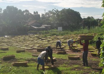 Sentra Kerupuk Dukuh Produksi Menurun Karena Hujan