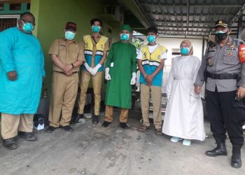 TENAGA KESEHATAN PUSKESMAS TEGALGUBUG SIAGA MELAKUKAN PEMANTAUAN DAN PENGAWASAN DALAM RANGKA PENCEGAHAN COVID-19 SEBAGAI WUJUD KEPEDULIAN TERHADAP KESEHATAN MASYARAKAT
