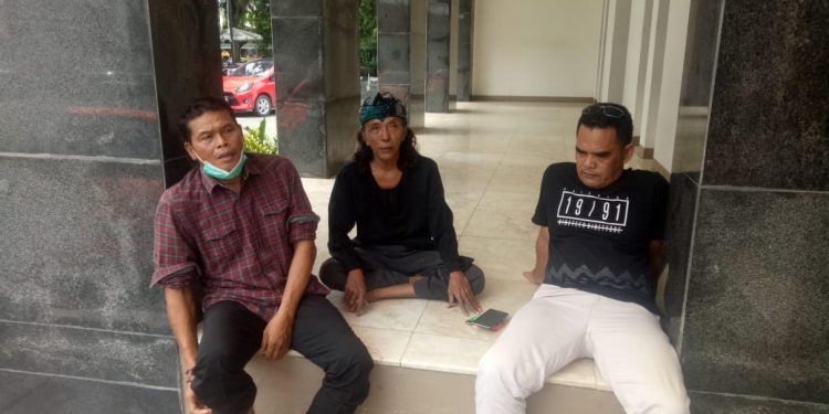 Warga Desa Dadap Tuntut Kuwu Transparansi Penggunaan DD Dan ADD