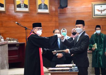 Amroni Gantikan Sholihin Jadi Wakil Ketua DPRD Indramayu