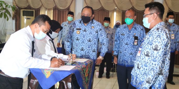 Sebanyak 39 PPPK Kota Tegal Terima SK Wali Kota