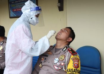 Sat Lantas Polres Cirebon Kota di Tes Swab Antigen