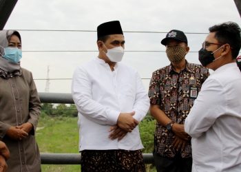 Taj Yasin : Tanggul Kali Babakan Brebes Belum Bisa Diperbaiki