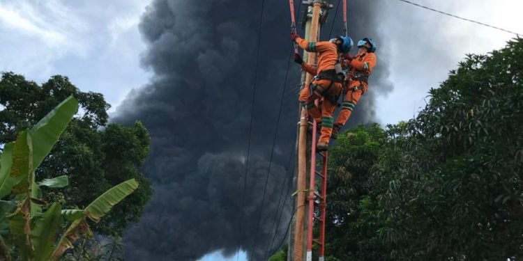 10 Gardu PLN terdampak Kebakaran Kilang Balongan di Indramayu