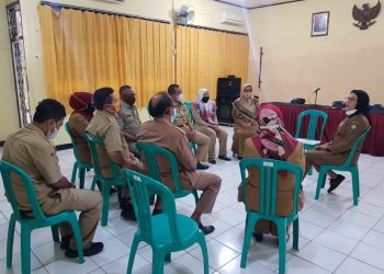 Dikecamatan Widasari Bupati Nina ,Temukan Karyawan Sepi