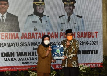 Sertijab Bupati, Taufik Hidayat Mendukung Kepemimpinan Nina – Lucky