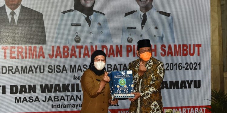 Sertijab Bupati, Taufik Hidayat Mendukung Kepemimpinan Nina – Lucky