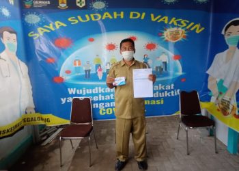 GURU SDN 3 TEGAL GUBUG SUYITNO SYAM DIVAKSIN COVID-19