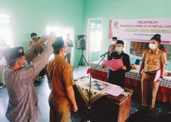 Penjabat Lama Pensiun, Camat Waled Lantik Penjabat Baru Kuwu Gunungsari