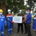 Pertamina RU VI Bantu Betoninasi Jalan Utama Kiarasari – Salamdarma