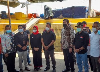Bupati Dampingi Menteri KKP Tinjau Rencana Pelabuhan Karangsong