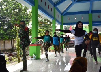 Dispora Bojonegoro Gelar Sosialiasi dan Senam di Lokasi TMMD Reguler