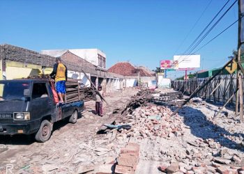 Nuroji : Proses Hukum Harus Tegas, Pelanggaran Pembongkaran Pasar Losari Kidul Tak Kantongi IMB