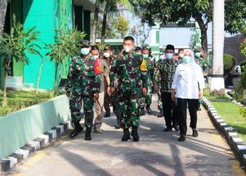 TMMD Reguler Bojonegoro Sarana Tumbuhkembangkan Gotong-royong dan Merawat Kemanunggalan TNI-Rakyat (39)