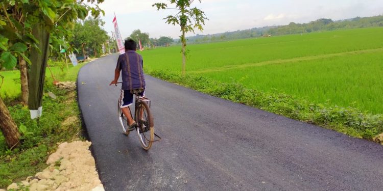 Mulusnya Jalan Aspal Hasil TMMD Reguler di Ngrancang Bojonegoro Kini