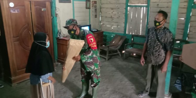 Satgas TMMD Reguler Bojonegoro Peduli Penyandang Disabilitas di Jatimulyo