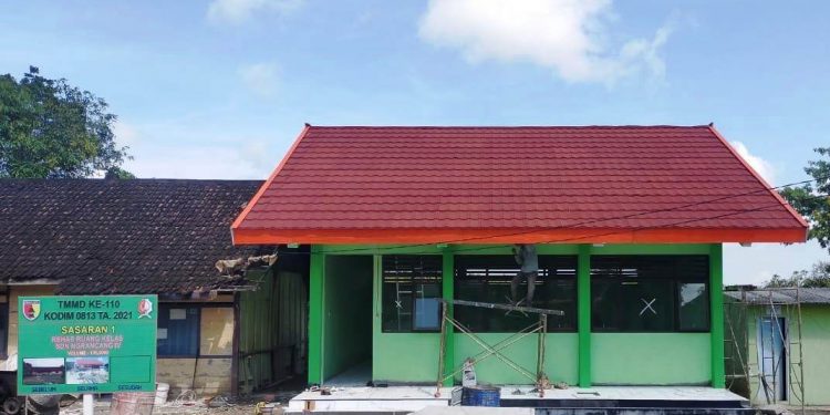 Rehab Satu Ruang Kelas SDN IV Ngrancang Bojonegoro Finishing