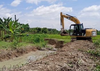 Pekerjaan Normalisasi Sungai Nglambangan Melalui TMMD Reguler Bojonegoro Rampung