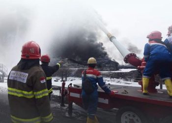 Kobaran Api Pertamina Tiga Dari Empat Tangki Berhasil Dipadamkan