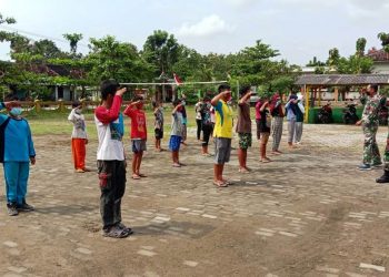 Satgas TMMD Reguler Bojonegoro Berikan Pelatihan PBB Anak-anak SDN 1 Jatimulyo