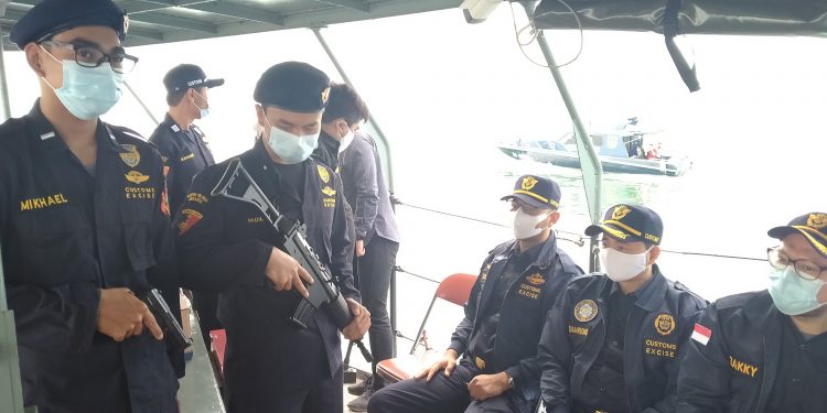 Bea Cukai Cirebon Catatkan Pendapatan 1 triliun Lebih