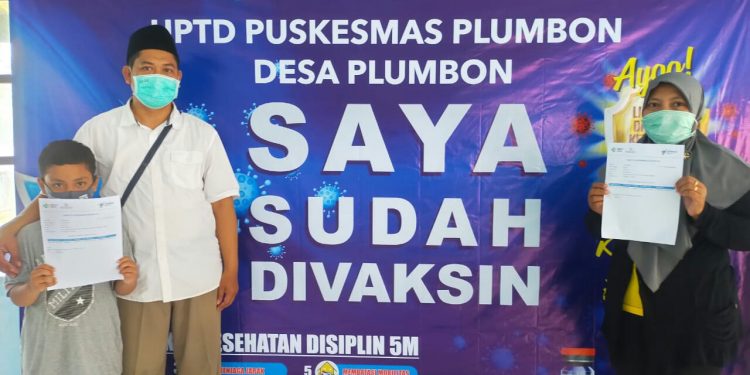 LEBEH DESA PLUMBON DISUNTIK VAKSIN COVID-19 TAHAP SATU