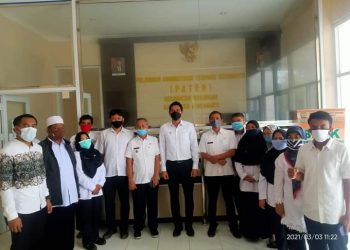 Giliran Wabup Lucky Hakim Sidak Kantor Kecamatan Balongan