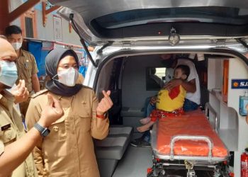 Hari Pertama Ngantor, Bupati Indramayu Larikan Anak Penderita Tumor Wilms Stadium 3 ke RSUD