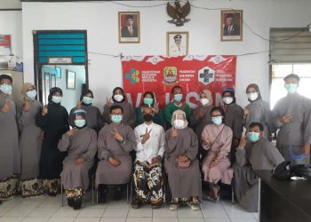 PUSKESMAS KLANGENAN GELAR PELAKSANAAN VAKSINASI PELAYAN PUBLIK