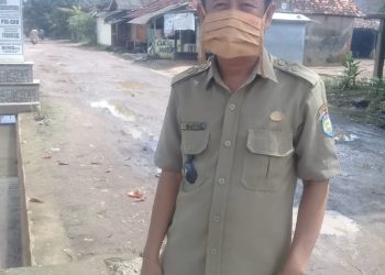 Kondisi Jalan Desa Sumberjaya Memperihatinkan
