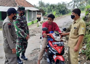 OPERASI DISIPLIN PROTOKOL KESEHATAN DIDESA SIDAWANGI