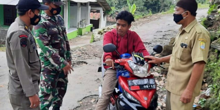 OPERASI DISIPLIN PROTOKOL KESEHATAN DIDESA SIDAWANGI