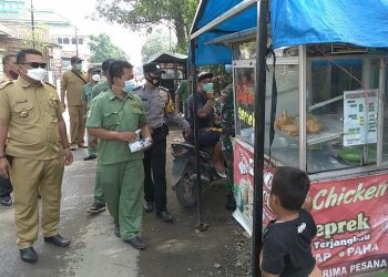 PERSEMPIT PENYEBARAN VIRUS COVID-19, SATGAS PENANGANAN COVID-19 DESA TEGALGUBUG LAKSANAKAN GIAT PPKM SKALA MIKRO