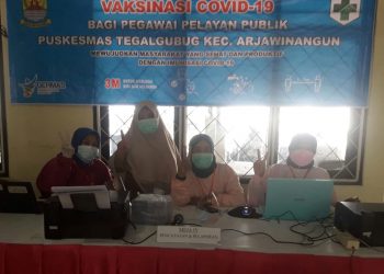 PUSKESMAS TEGALGUBUG LAKSANAKAN VAKSINASI COVID-19 BAGI PELAYAN PUBLIK