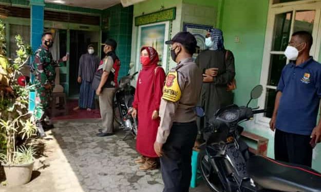3T DAN PENYEMPROTAN CAIRAN DISINFEKTAN, FOKUS PEMDES ARJAWINANGUN DALAM PENANGANAN COVID-19