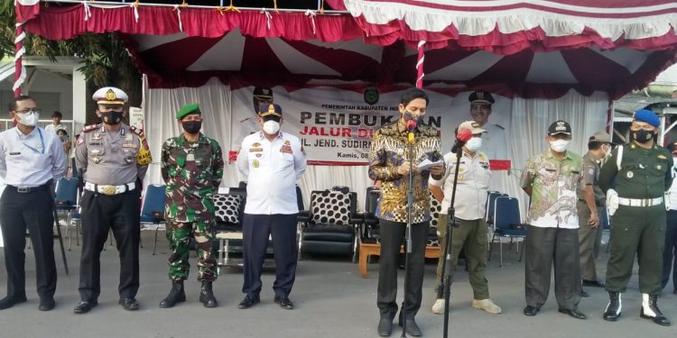 Sudirman Resmi Dua Arah