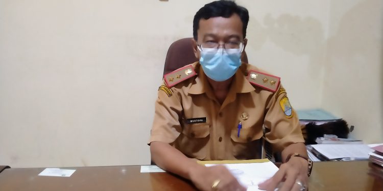 Terkait Dugaan Pemberhentian Guru Honorer dan Penjaga SD Melalui Pesan WhatsApp, Drs.Mustopa: Itu Tidak Dibenarkan