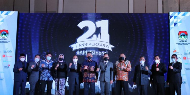HUT Apeksi ke 21, Dedy Yon Ajak Terus Kerjasama Atasi Pandemi